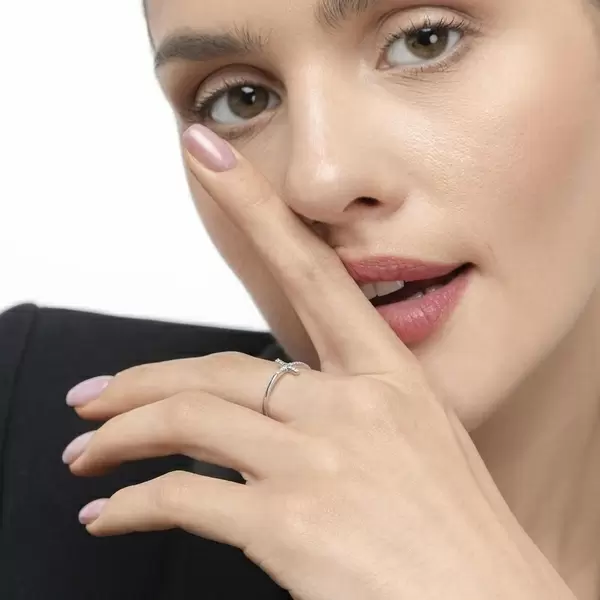 Leaf Jewelry Ring Kreuz mit Diamanten, 18 K Weißgold VIP-Rabatte