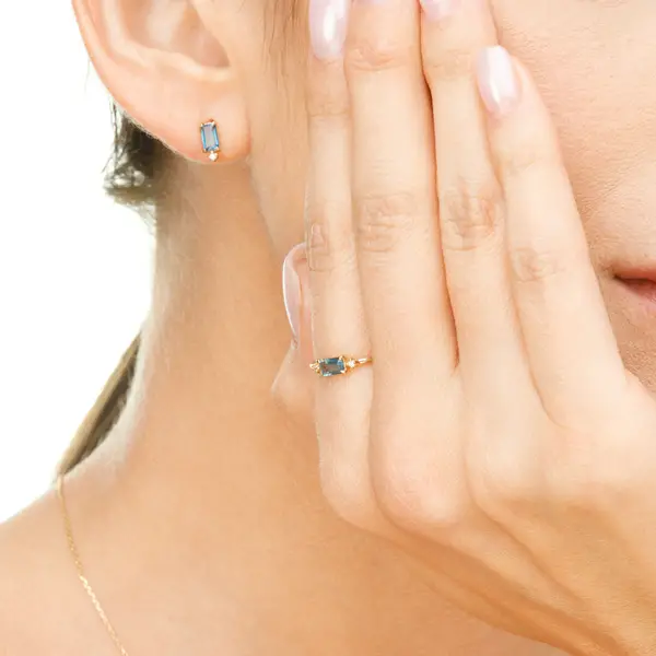 Leaf Jewelry Ohrstecker London Blue Topas, 14K Gelbgold Bis zu 50% Rabatt