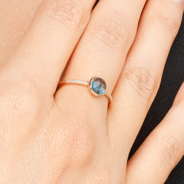 Leaf Jewelry Ring Blue Topas mit Diamanten, 14K Rosegold Neueste Mode