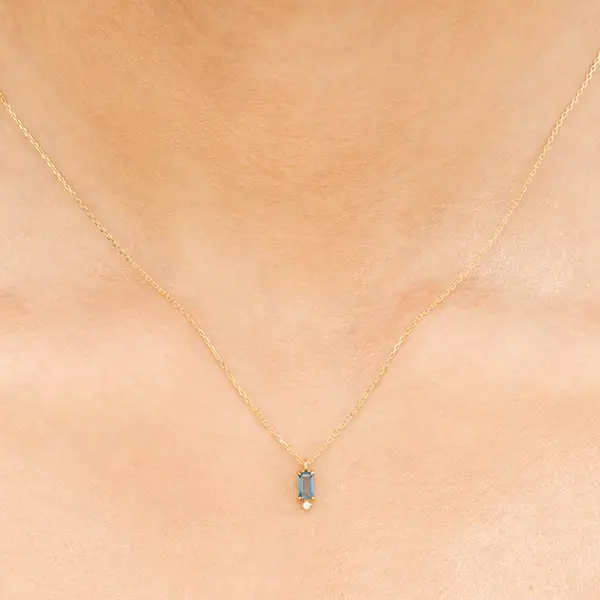 Leaf Jewelry Halskette London Blue Topas, 14K Gelbgold Begrenzt auf 3 Tage