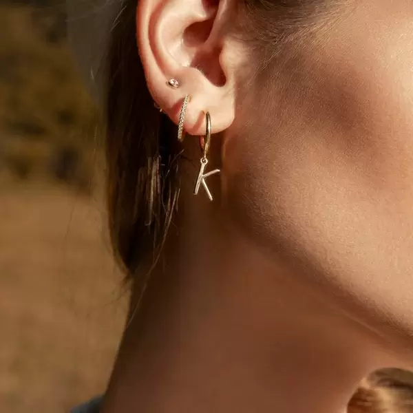 Leaf Jewelry Buchstaben Creole, 18 K Rosegold vergoldet, B im Angebot