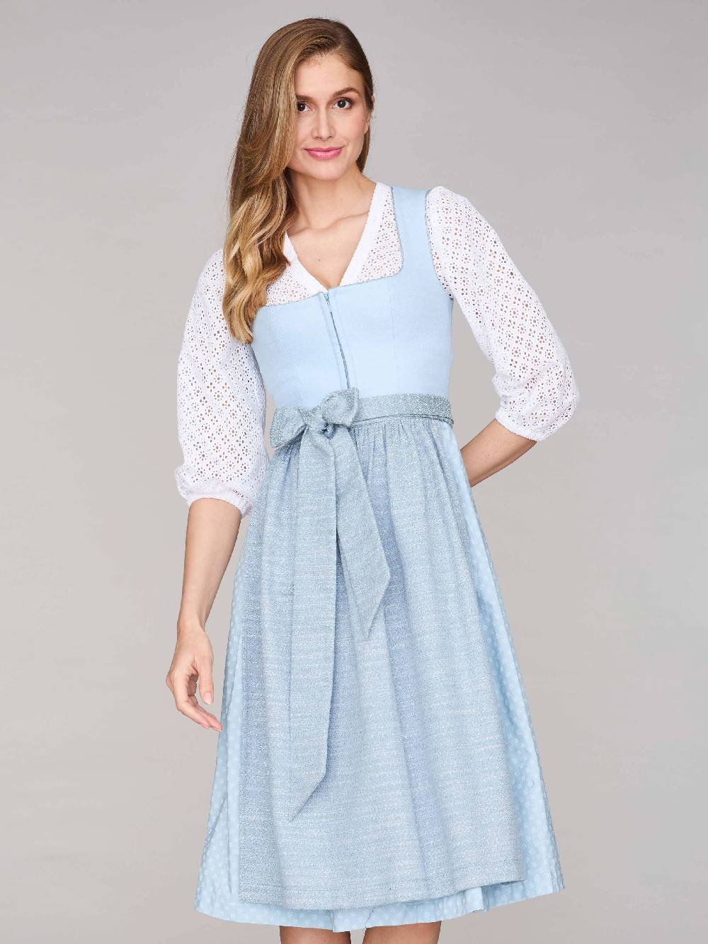 Limberry Cremeweiße Dirndlbluse mit 3/4 Arm - LENI Bestseller