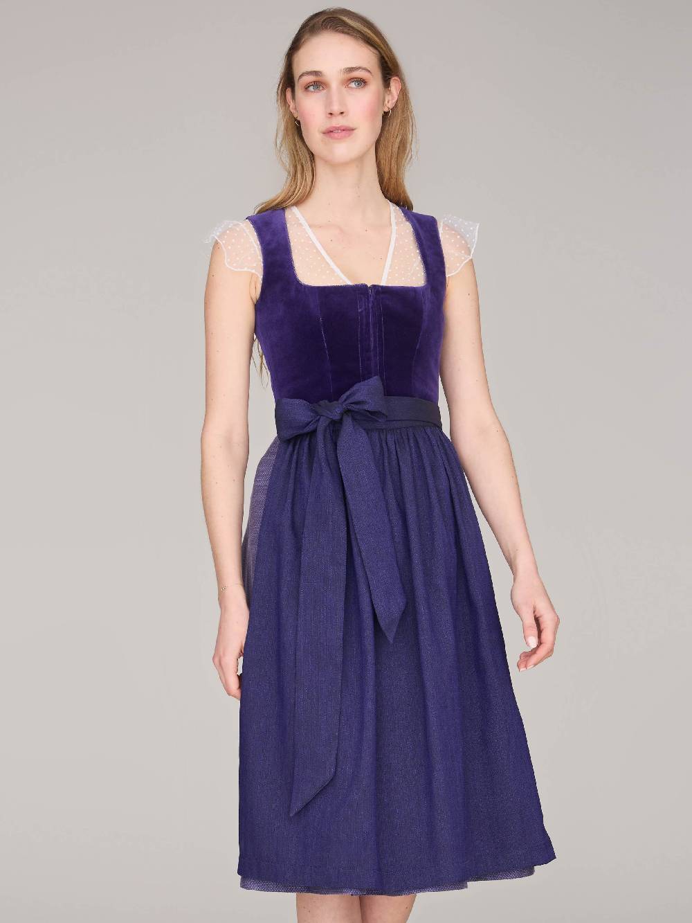 Limberry Weiße Dirndlbluse aus Tüll mit Flügelarm - MARIE Wochenangebot
