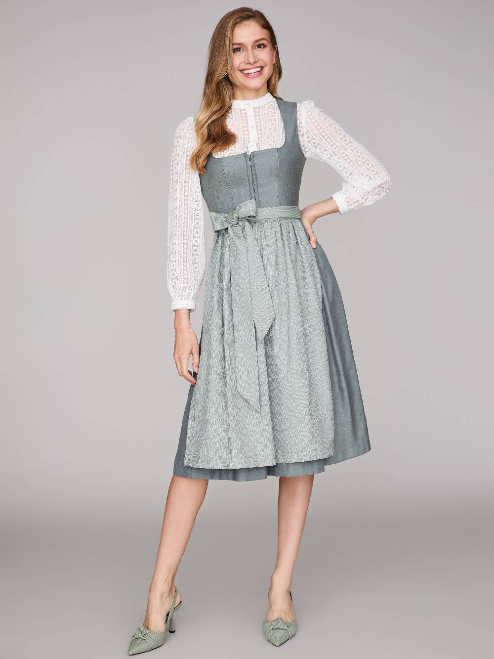 Limberry Salbeigrünes Dirndl mit floralem Muster - CECILY AGAVE GREEN Nur für heute