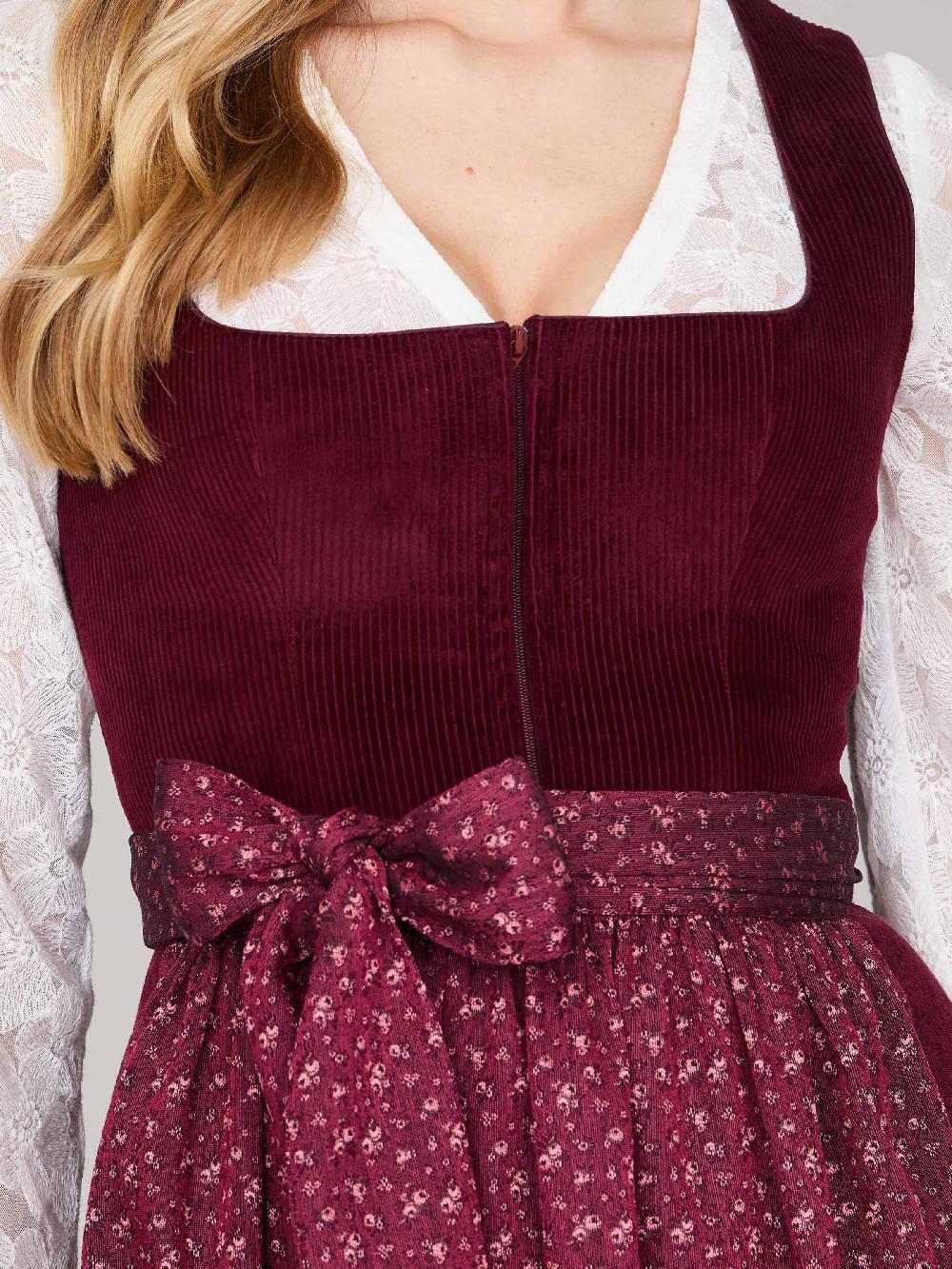 Limberry Burgunderrotes Dirndl mit Cord-Mieder - TIA VINTAGE BURGUNDY Nur noch ein Tag übrig