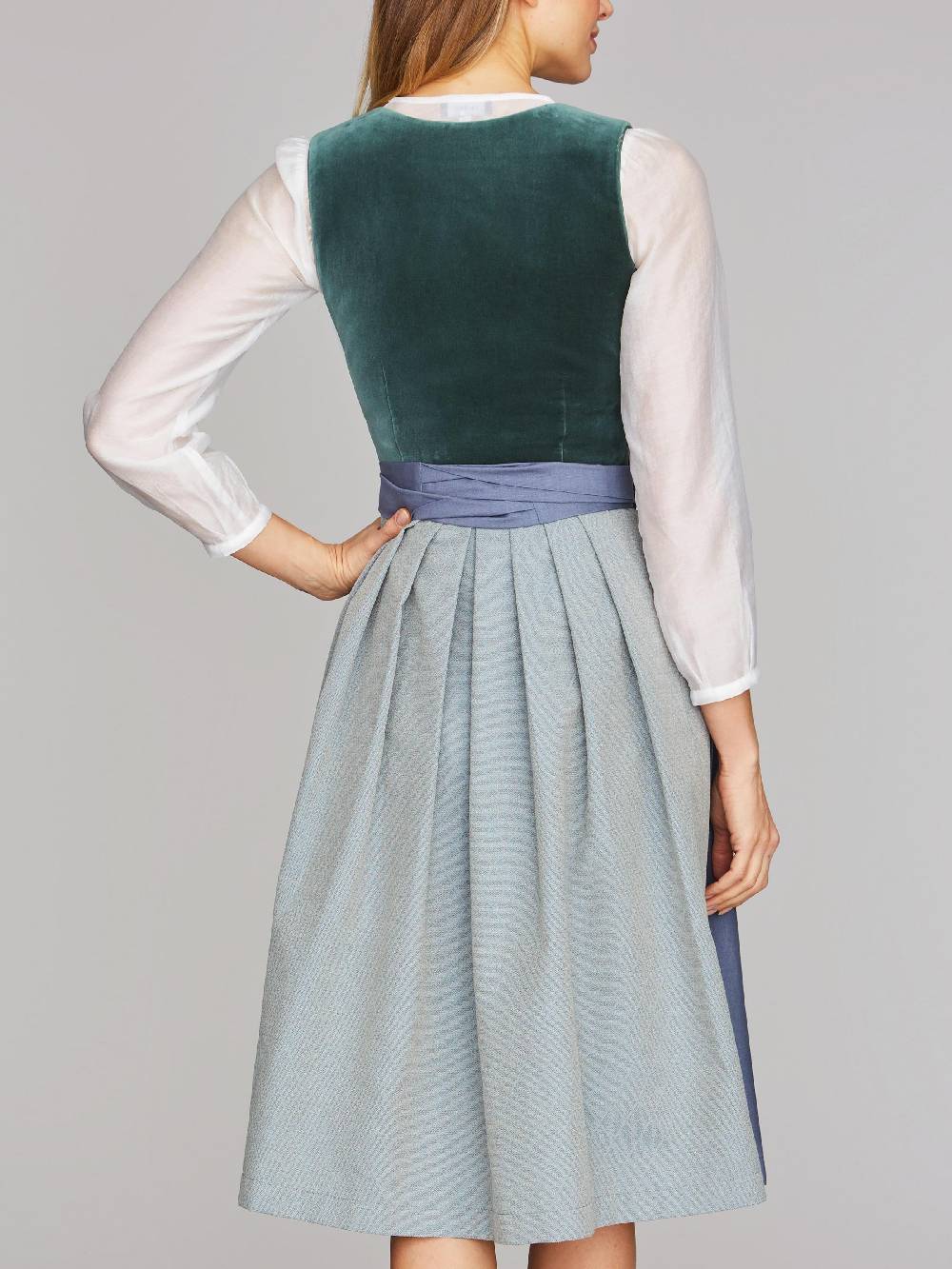 Limberry Dirndl mit Samt-Mieder in Eucalyptus - DELILAH EUCALYPTUS Sonderangebot der Fabrik