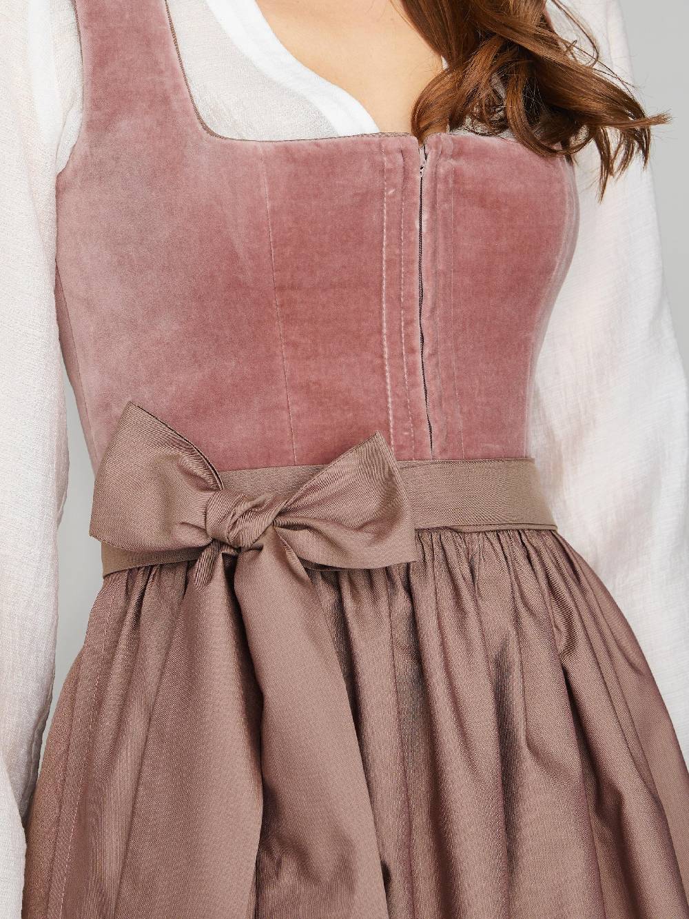 Limberry Rosa-farbenes Dirndl mit Samt-Mieder - DELILAH DUSTY ROSE Vierteljährliche Förderung