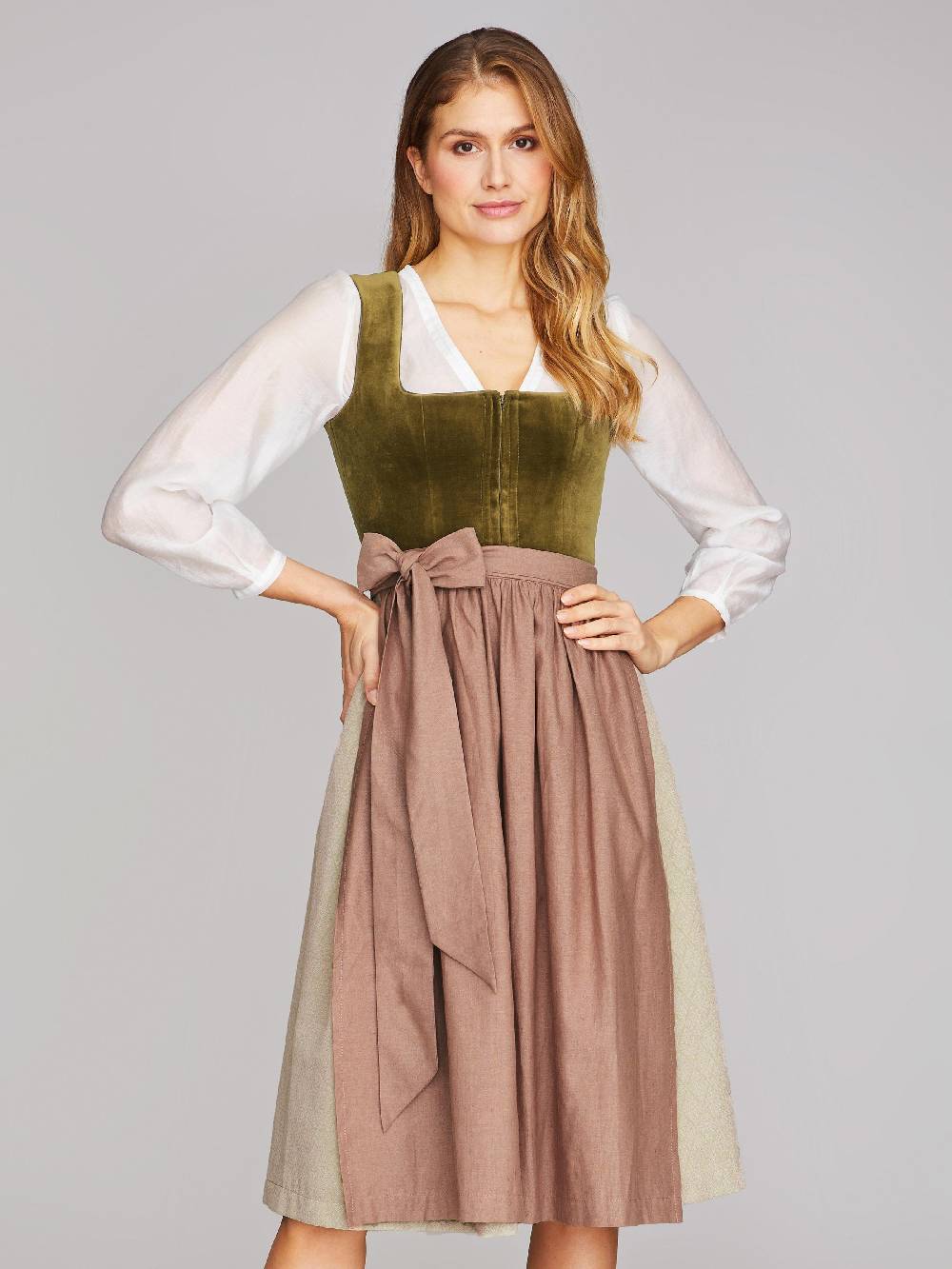 Limberry Olivgrünes Dirndl mit Samt-Mieder - DELILAH OLIVE Meist gekauft