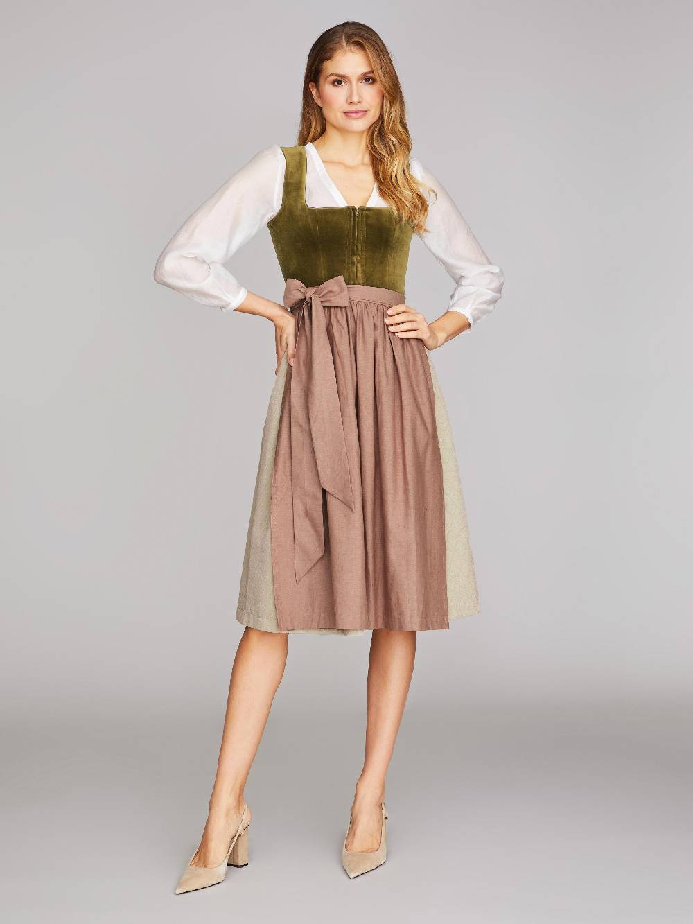 Limberry Olivgrünes Dirndl mit Samt-Mieder - DELILAH OLIVE Meist gekauft