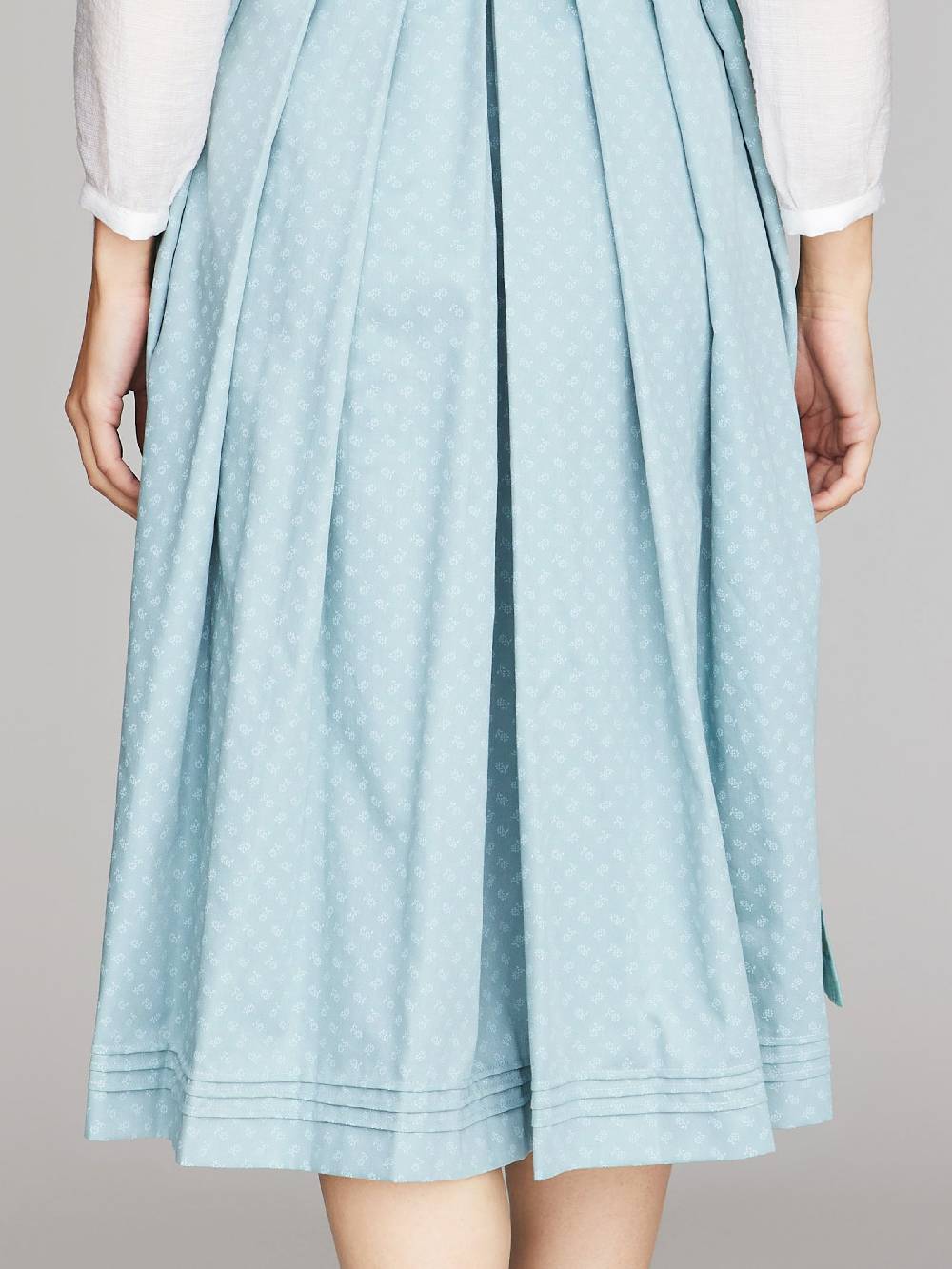 Limberry Hellblaues Dirndl mit Leinen-Mieder - NELLIE GRAPE Sonderangebot