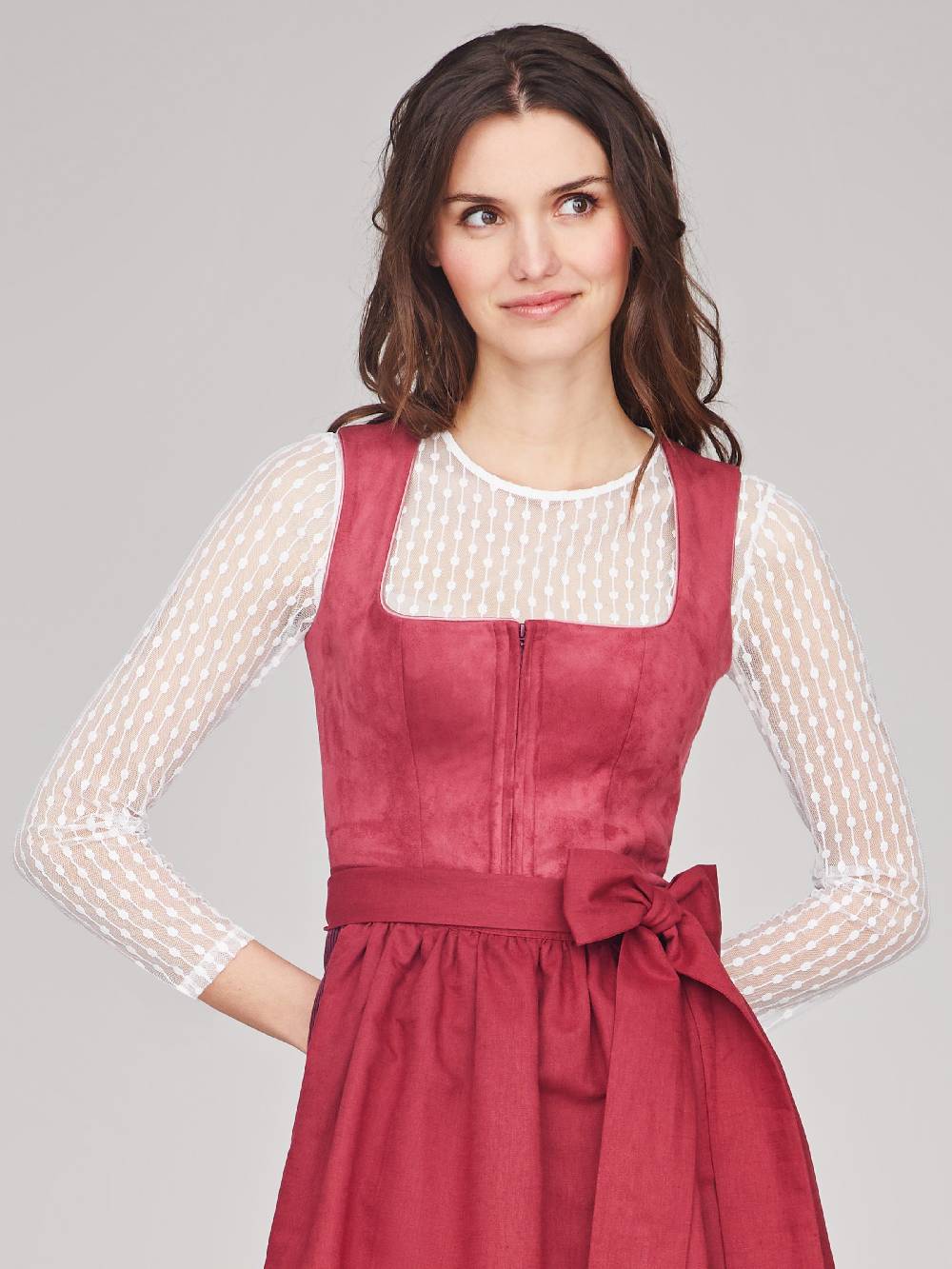 Limberry Weiße Dirndlbluse mit Pünktchen - ISABELLA Verkauf