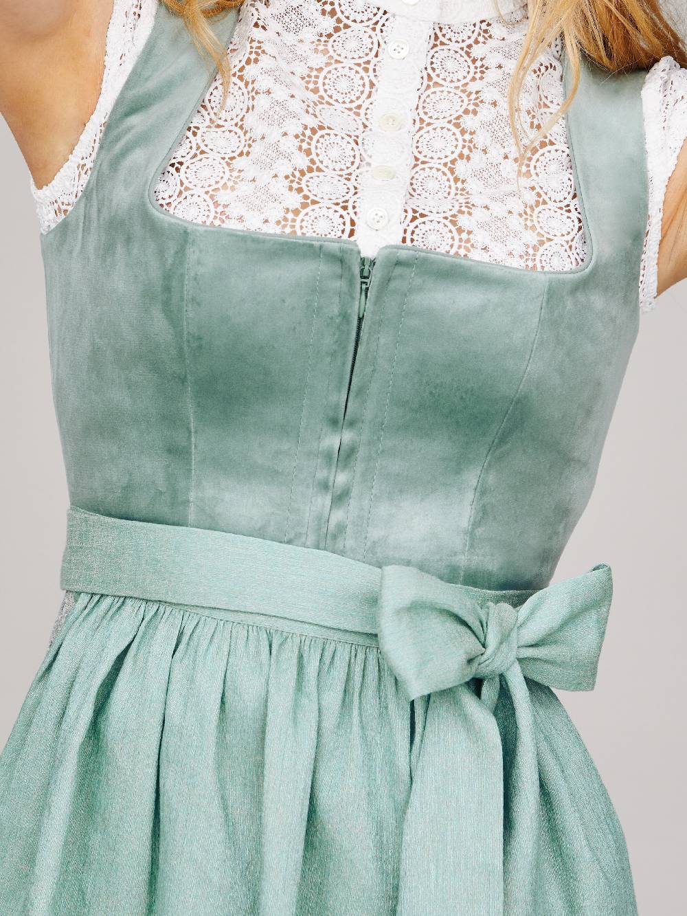 Limberry Salbeigrünes Dirndl - IMANI SEAFOAM Osterangebot