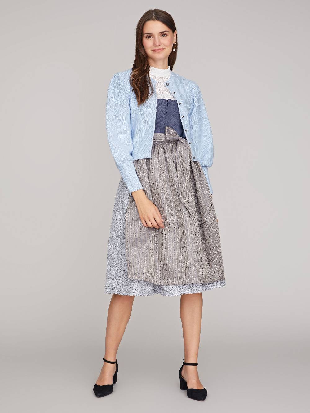 Limberry Strickjacke in Hellblau - MIA Räumungsverkauf