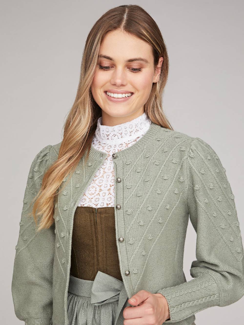 Limberry Strickjacke in Khaki - MIA Fabrikverkauf