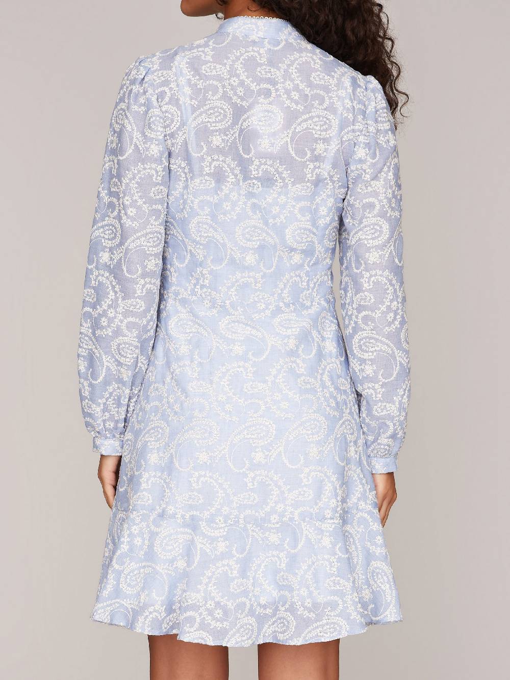 Limberry Blau-Weißes Kleid aus Lochspitze - POPPY Exklusivangebot