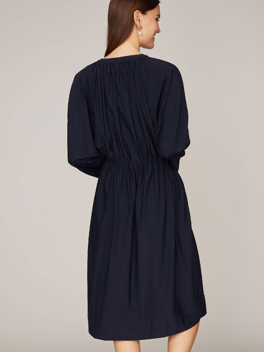 Limberry Dunkelblaues Oversize-Kleid mit Knopfleiste - LIV SCHWARZBLAU Saisonschlussverkauf