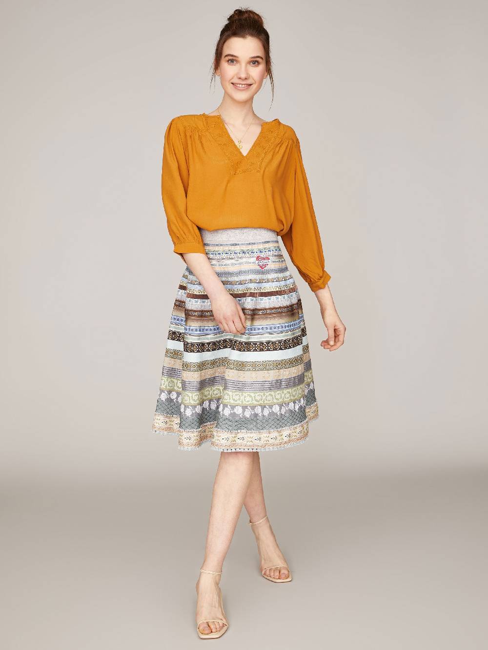 Limberry Hellbraune Bluse mit Puffärmeln - TIDRIS Neueste Stile