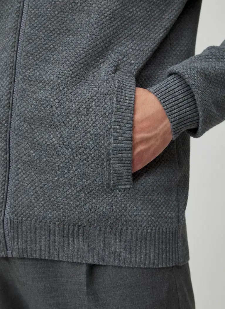 Maerz Muenchen StrickjackeBaumwolllmischungArt. Nr. 553201-579 Valentinstagsangebot