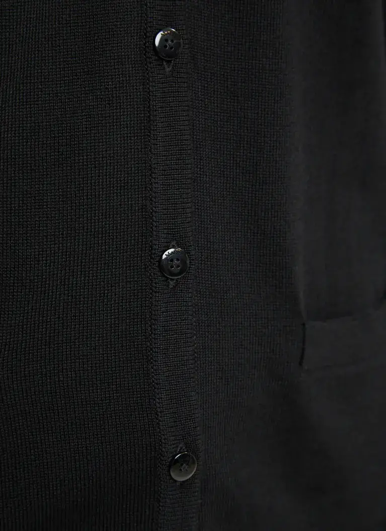 Maerz Muenchen Strickjacke100% MerinowolleArt. Nr. 200900-595 Sonderangebot der Fabrik