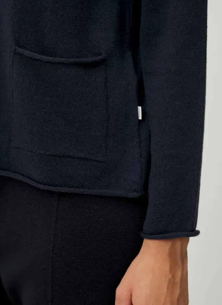 Maerz Muenchen Strickjacke100% Geelong-WolleArt. Nr. 244000-399 Sonderangebot