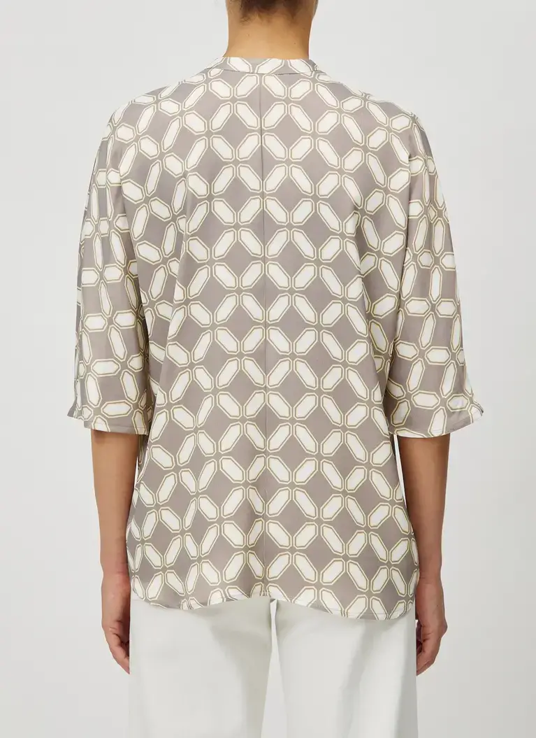 Maerz Muenchen Stehkragen-Bluse100% ViskoseArt. Nr. 153201-528 Jubiläumsangebot