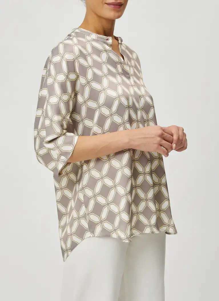 Maerz Muenchen Stehkragen-Bluse100% ViskoseArt. Nr. 153201-528 Jubiläumsangebot