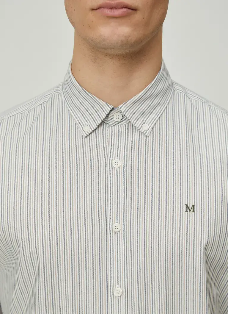 Maerz Muenchen Button Down HemdBaumwollmischungArt. Nr. 744901-297 Räumungsverkauf