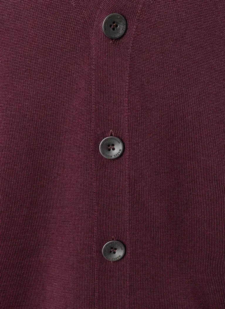 Maerz Muenchen Strickjacke100% MerinowolleArt. Nr. 590800-488 50% Rabatt für begrenzte Zeit