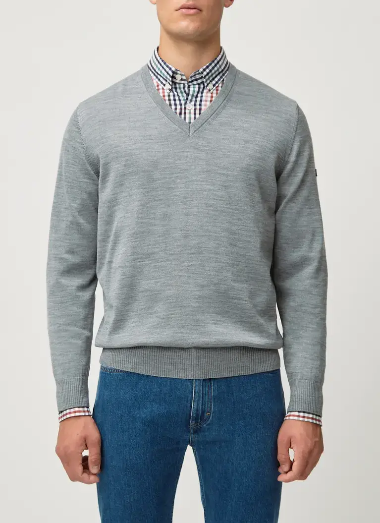 Maerz Muenchen V-Pullover100% MerinowolleArt. Nr. 490400-544 Auslauf