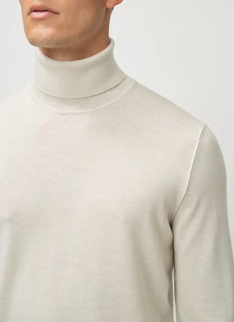 Maerz Muenchen Rollkragenpullover100% MerinowolleArt. Nr. 420600-132 Sonderangebot