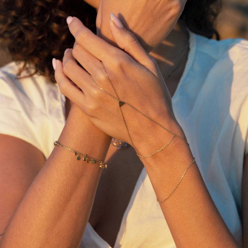 Mosuo Jewellery Dreieck Finger Armband Tiefpreis