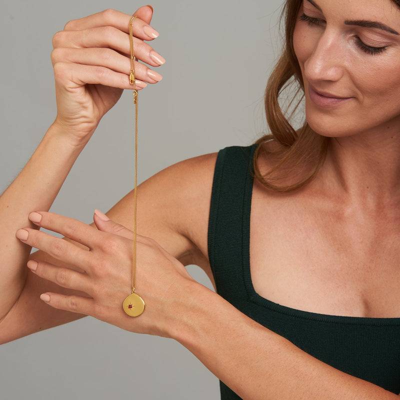 Mosuo Jewellery Geburtsstein Halskette Januar - Vermeil & Granat Bis zu 55% Rabatt