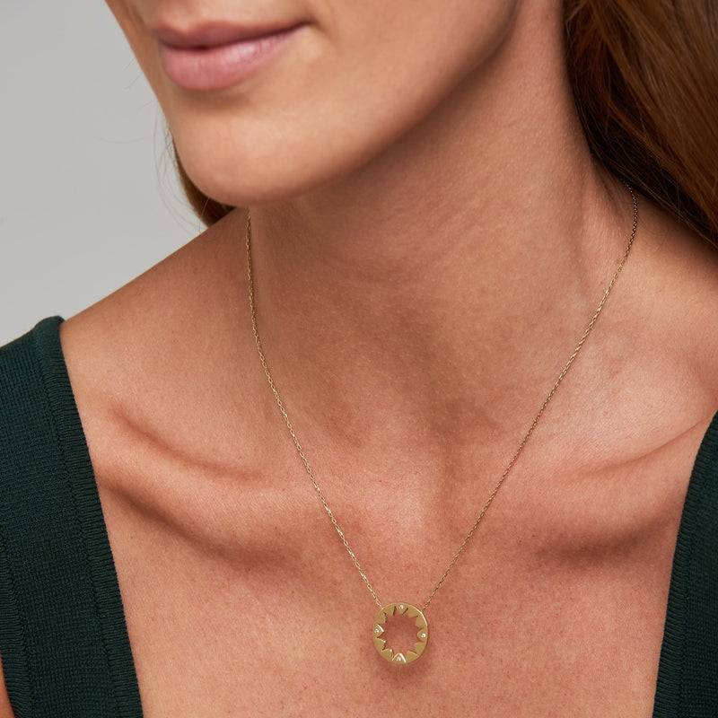 Mosuo Jewellery Sonnen Diamant Anhängerkette Muttertagsangebot