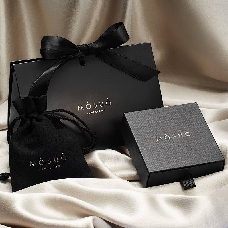 Mosuo Jewellery Diamant Buchstaben Halskette “F” - Vermeil Neueste Stile