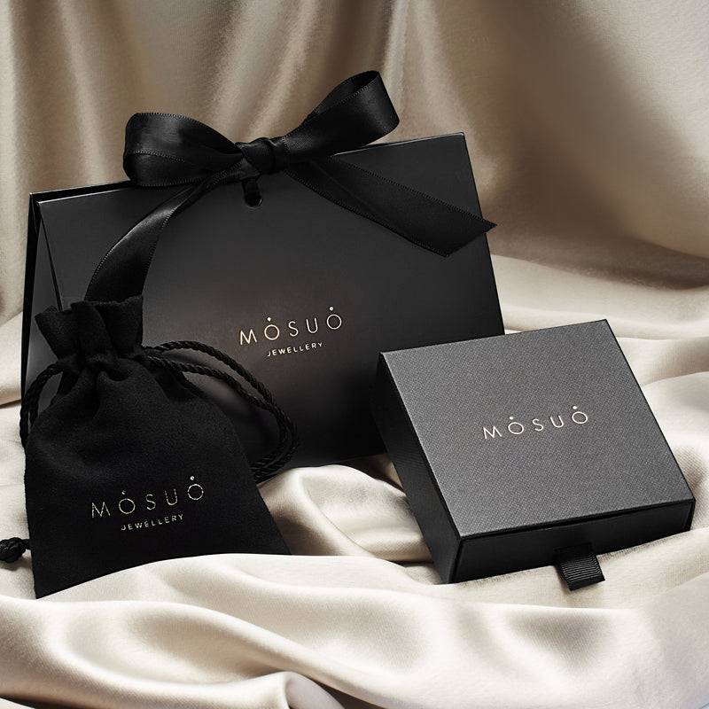 Mosuo Jewellery Diamant Buchstaben Halskette “K” - Vermeil Bis zu 60% Rabatt