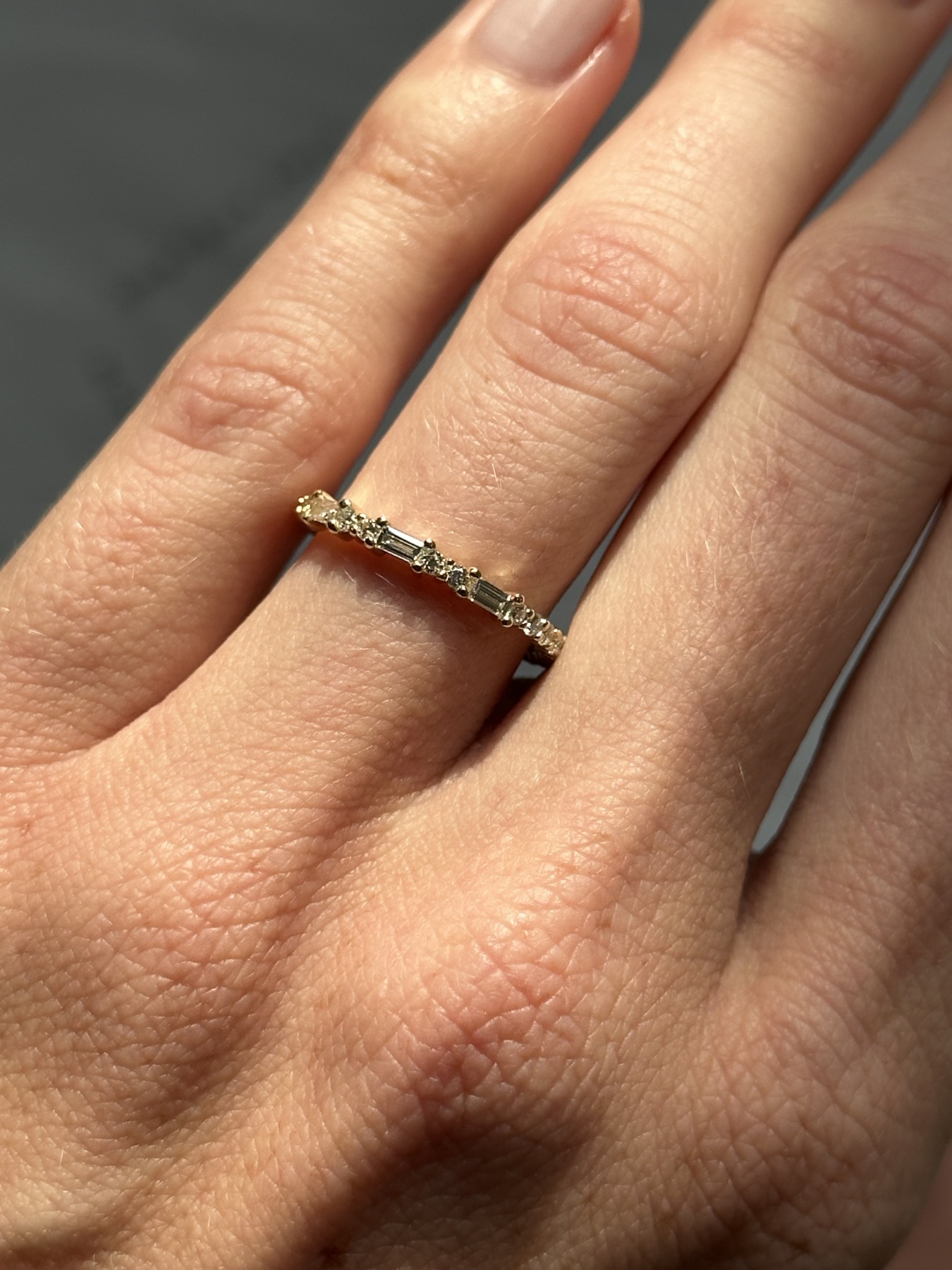 Nina Kastens Mixed Shapes Eternity Ring Sonderangebot der Fabrik
