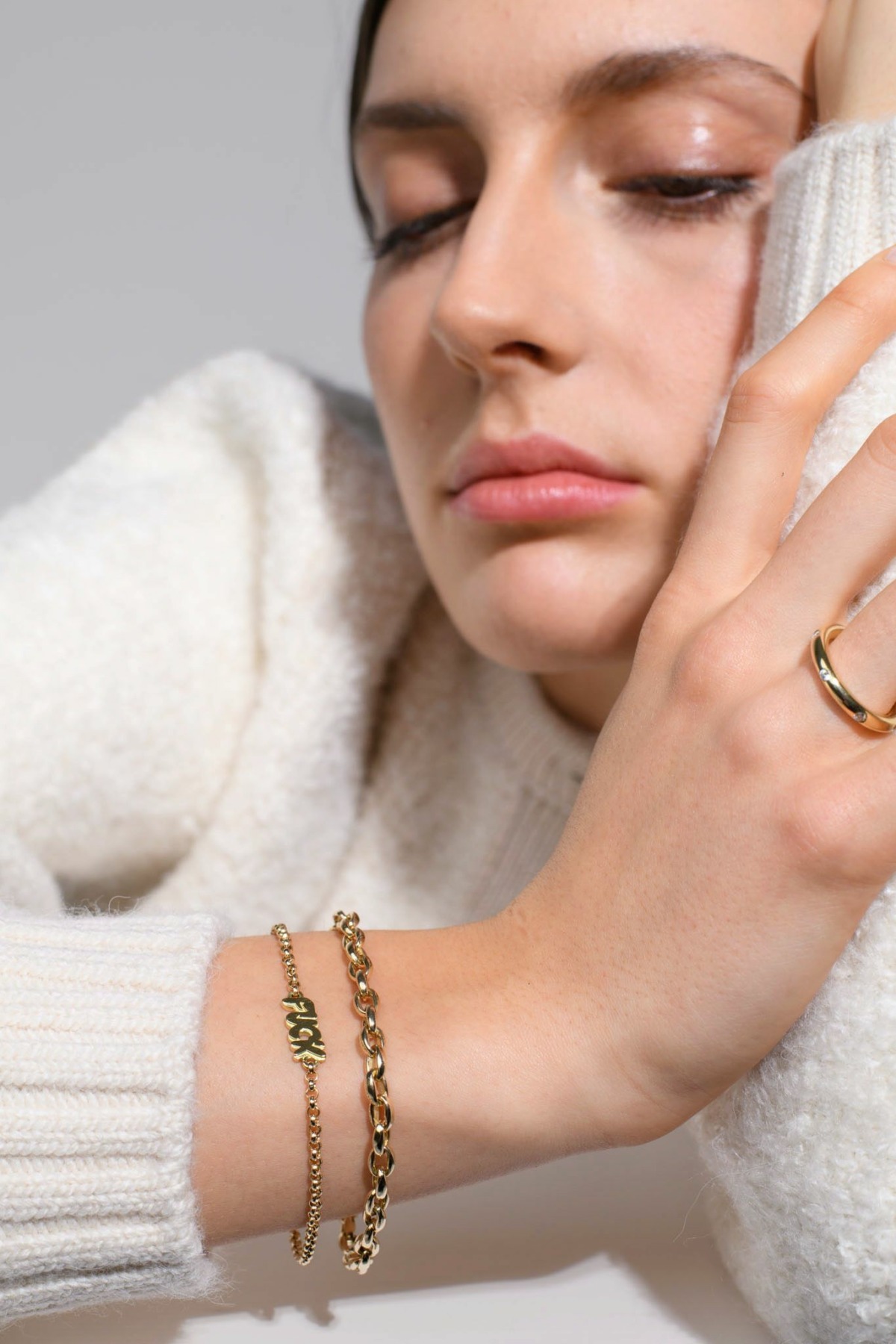 Nina Kastens F*CK Graffiti Bracelet Super Rabatt