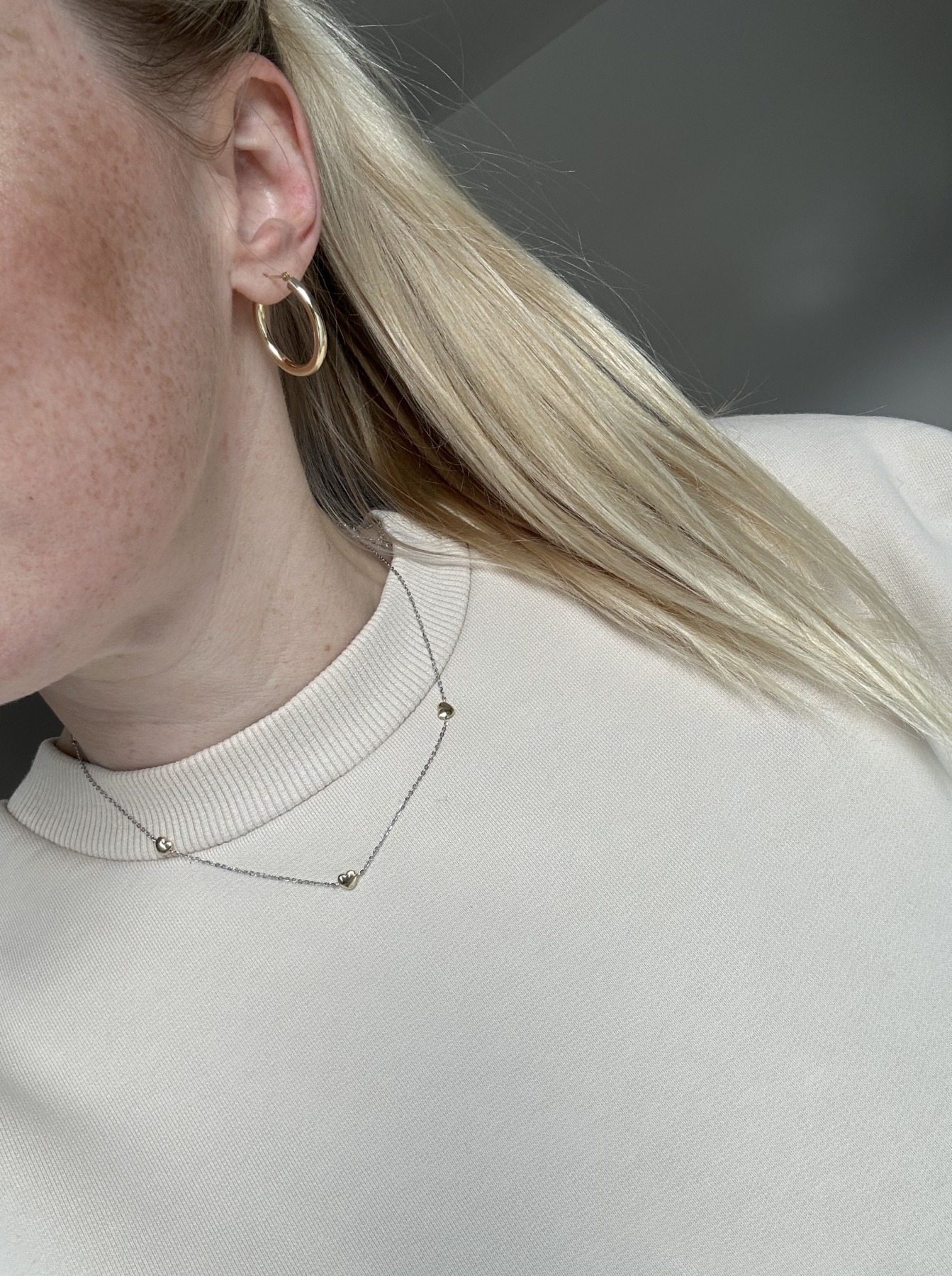 Nina Kastens Bicolor Heart Choker im Angebot
