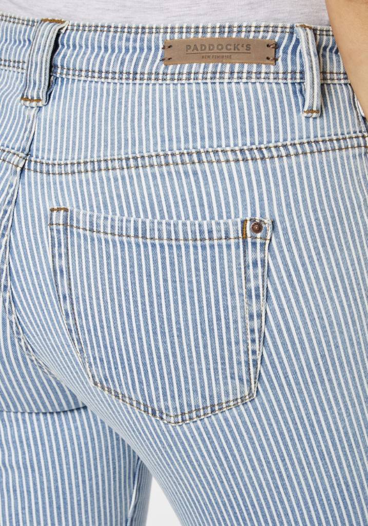 Paddocks LUCY Bermuda schmale Passform - light blue striped Neueste Mode