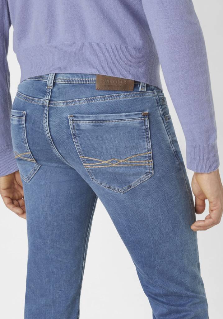Paddocks DEAN MOTION&COMFORT JOGG DENIM schmale Passform - medium blue used moustache Großer Ausverkauf