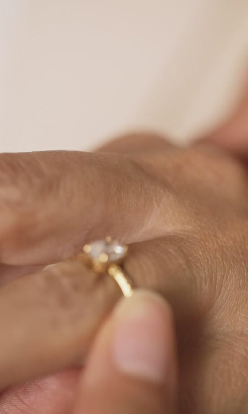 Paul Valentine Brilliant Oval Ring Bis zu 60% Rabatt