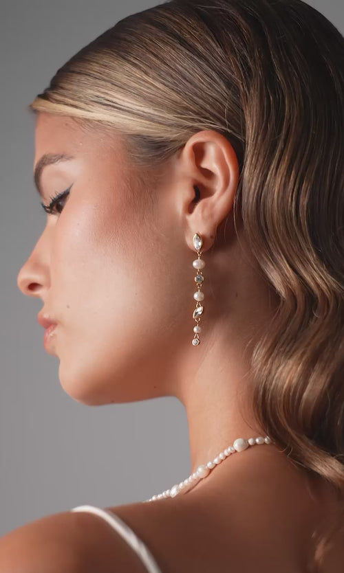 Paul Valentine Adorn Earrings Neueste Mode