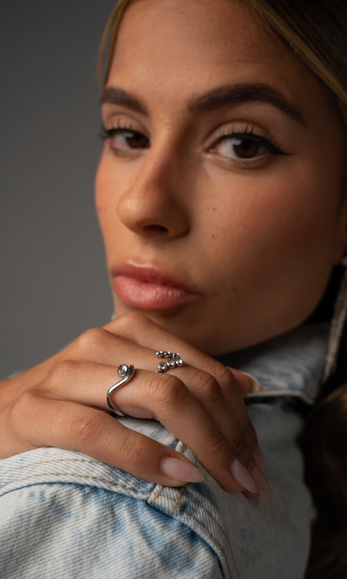 Paul Valentine Adorn Ring Marquise Bestseller