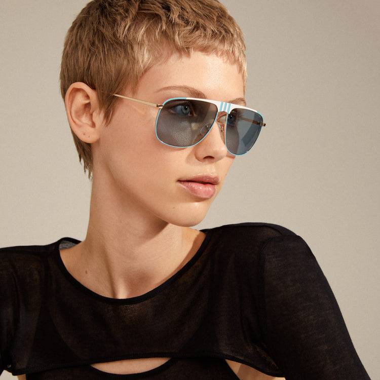 Pilgrim YANARA Sonnenbrille Blau/Gold Discount Store für neue Produkte