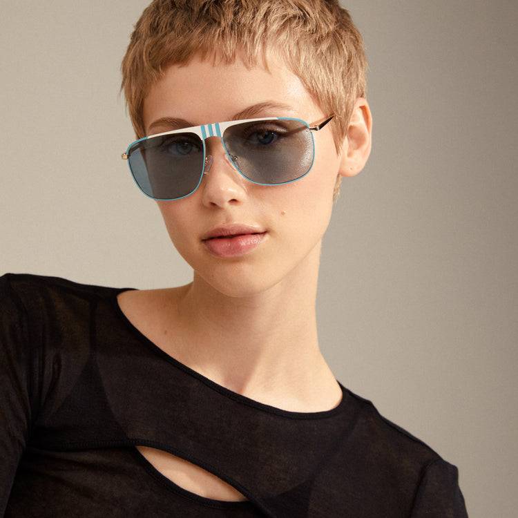 Pilgrim YANARA Sonnenbrille Blau/Gold Discount Store für neue Produkte