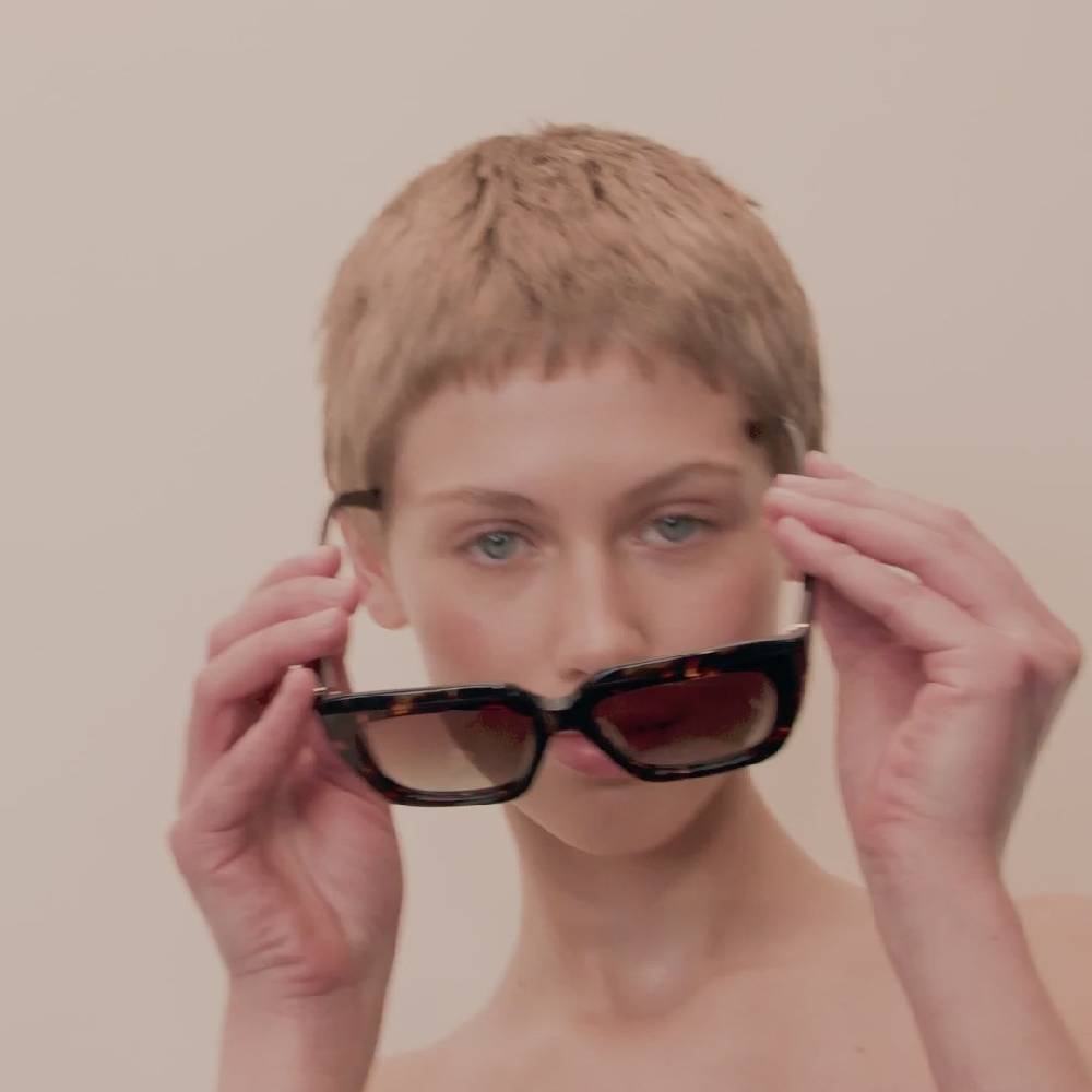 Pilgrim ENIEL Recycelte Sonnenbrille Schildpatt-Braun/Gold Heißer Verkauf