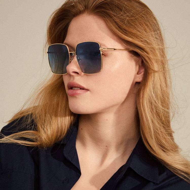 Pilgrim JONAN Sonnenbrille Blau/Gold 50% Rabatt für begrenzte Zeit