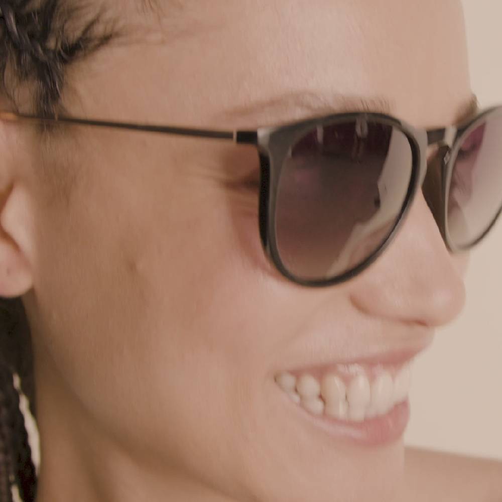 Pilgrim VANILLE Sonnenbrille Schwarz/Gold Online