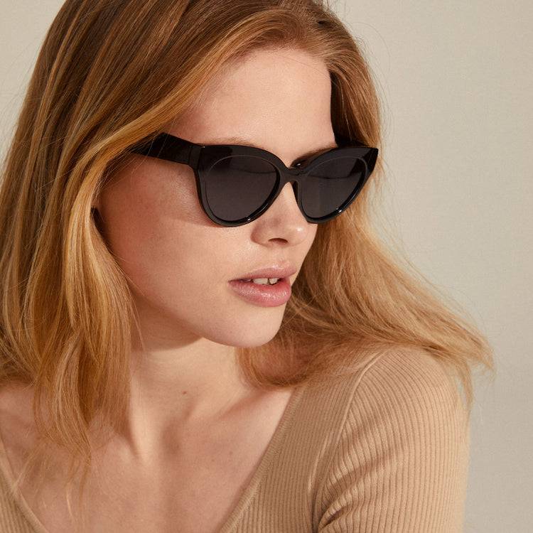 Pilgrim RAISA Recycelte Sonnenbrille Schwarz Blitzverkäufe