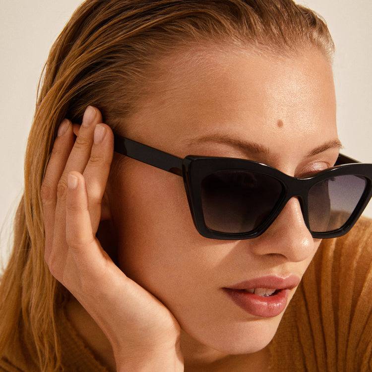 Pilgrim DAKOTA eckige Cat-Eye-Sonnenbrille schwarz Osterangebot